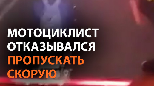 Автору недостает