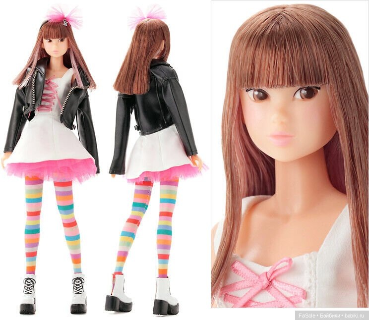 Momoko 20 colours 2021: “Это 20-я юбилейная кукла, посвященная 20-летию существования этой линии (2001-2021). На ее чулочках каждый год изображен в своем цвете, создающем яркий радужный узор” babiki.ru 