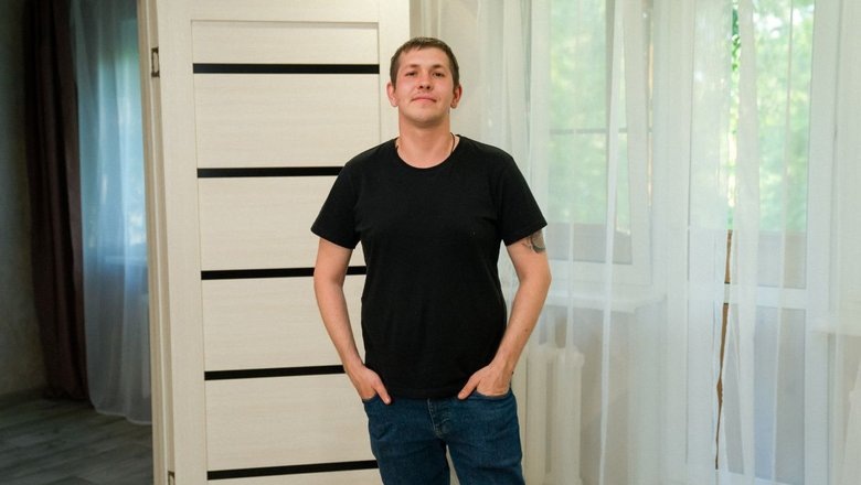 
Нижегородский повар выиграл 1 000 000 рублей в лотерее и погасил ипотеку на 10 лет раньше. Об этом сообщает пресс-служба «Столото». 
Нижегородец Александр Пресняков выиграл 1 000 000 рублей в ходе 1473-го тиража «Русского лото», который состоялся в январе 2023 года.

Эмоции от выигрыша повар сравнил с дегустацией нового блюда: что-то яркое и незабываемое.

Полученные деньги мужчина потратил на ипотеку, ремонт в квартире и отпуск с семьёй.

После победы Александр продолжил участвовать в лотереях и выиграл ещё более 214 000 рублей.

Ранее на сайте ᑭᖇᗩᐯᗪᗩ-ᑎᑎ.ᖇᑌ сообщалось о том, что нижегородка выиграла более 9 млн рублей в трех лотереях за год.