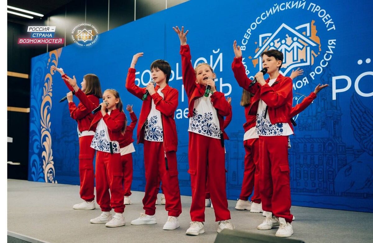    Оренбуржье вошло в топ-20 по количеству заявок на участие в конкурсе «Моя страна — моя Россия» Андрей Севостьянов