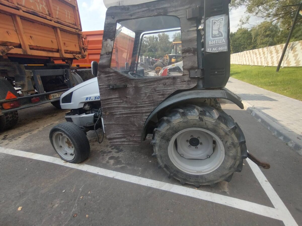 Фотографий достаточно много