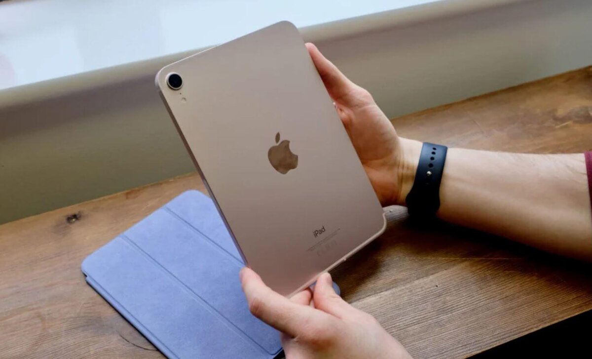    Вы не отличите внешне iPad mini 6 от iPad mini 7. Фото: trustedreview