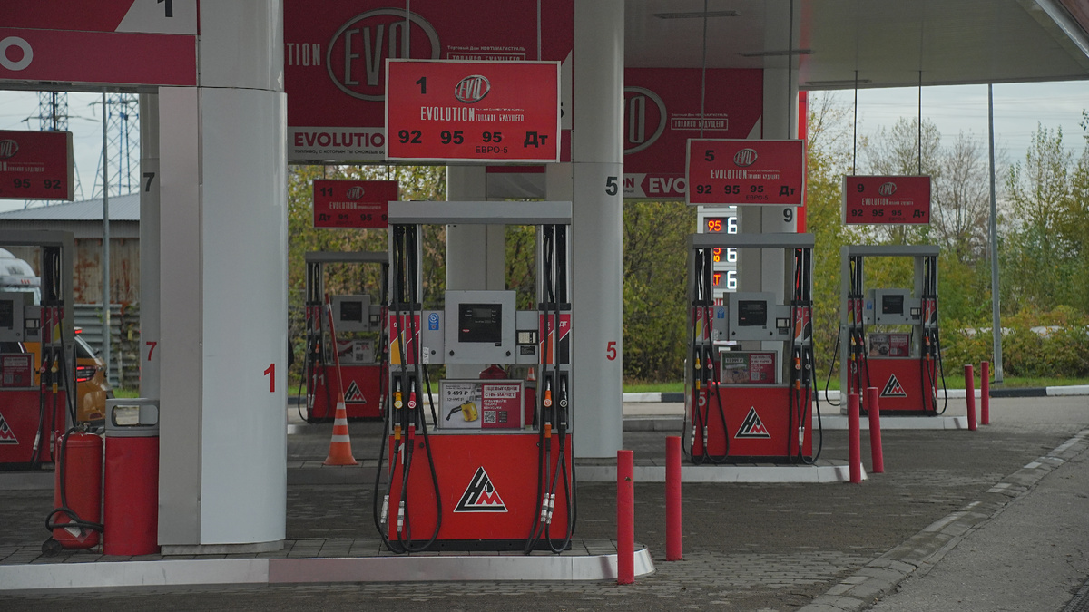Одна из заправок сети Нефтьмагистраль