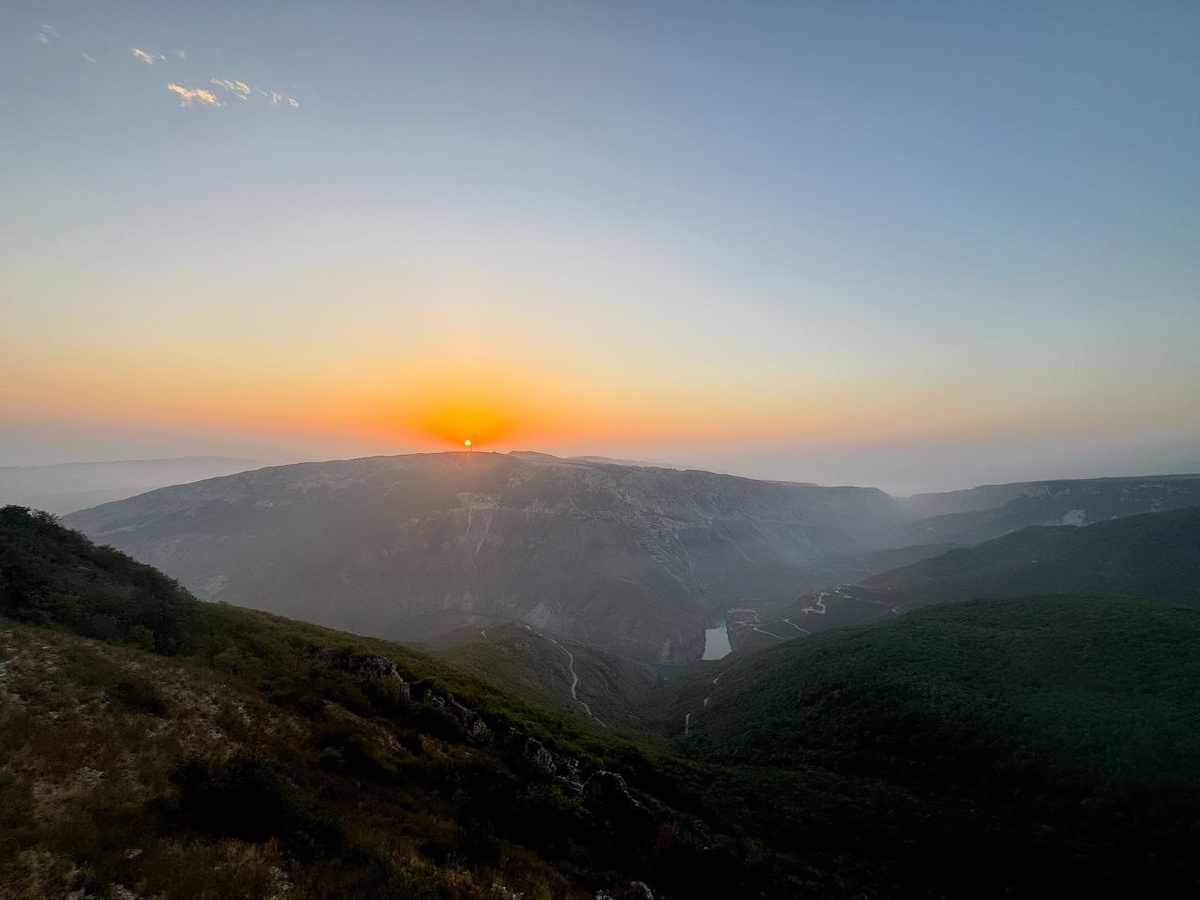 Рассвет с верхней точки Сулакского каньона