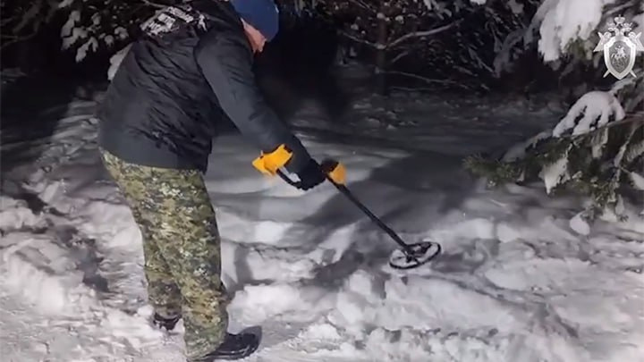 ОСМОТР МЕСТА УБИЙСТВА КИВЫ//СТОП-КАДР ОПЕРАТИВНОГО ВИДЕО СКР