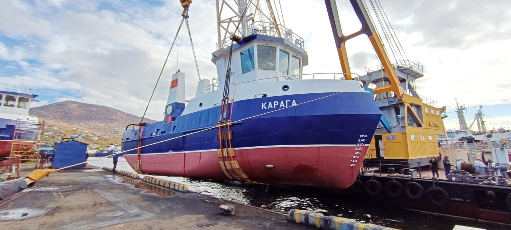 Спущены на воду сейнеры "Карага" и "Карымай" проекта 04130 / Фото: РМРС  📷
