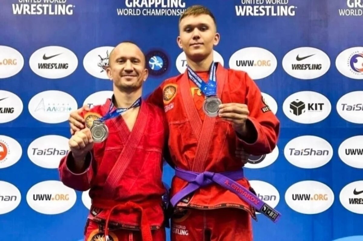    Юрий и Арсений Ермаковы стали серебряными призерами турнира.