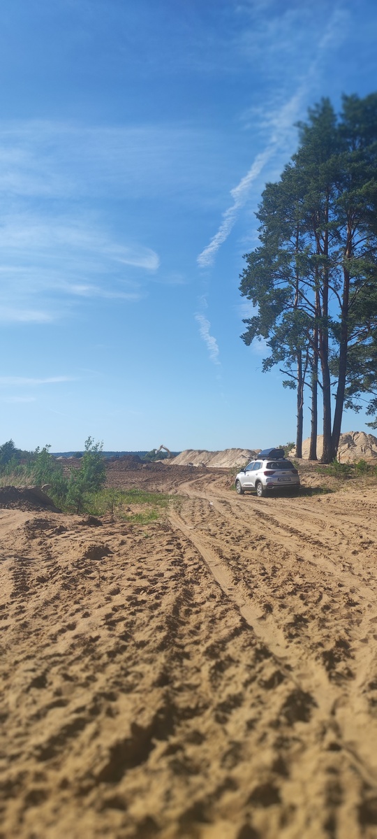 Chery Tiggo 4 Pro в песках карьера