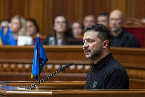 Владимир Зеленский во время своей речи в Верховной раде, Киев, Украина, 16 октября 2024 года / Andrii Nesterenko/Reuters
