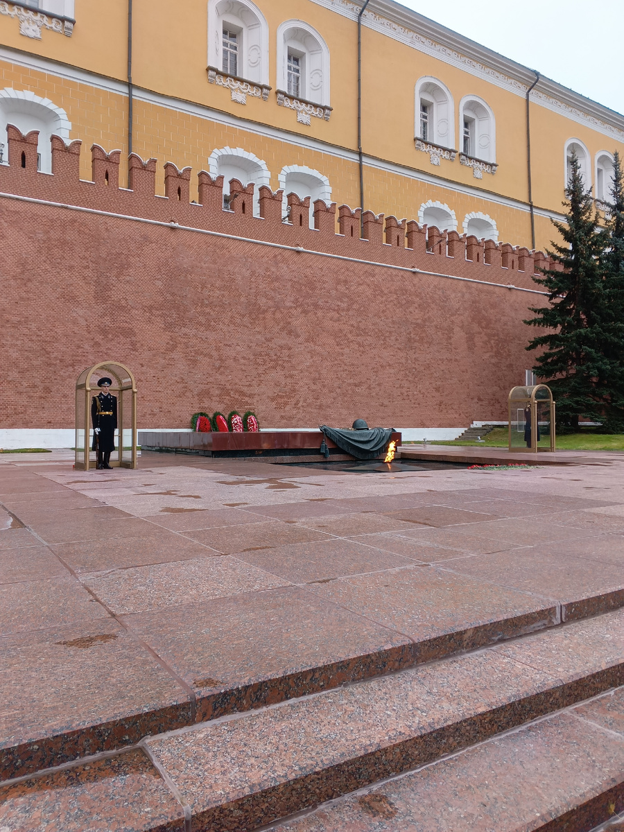 фото автора: Александровский сад, смена караула