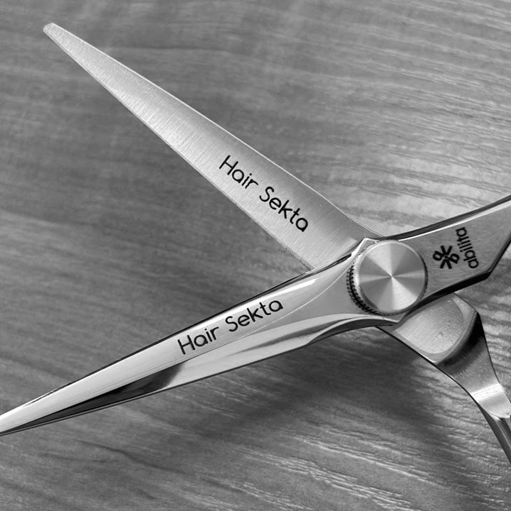 Индивидуальная гравировка для акамедии Hair Sekta