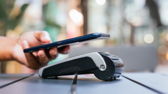    Оператор карт "Мир" создал технологию для оплаты через iPhone без Apple Pay Татьяна Сидорова