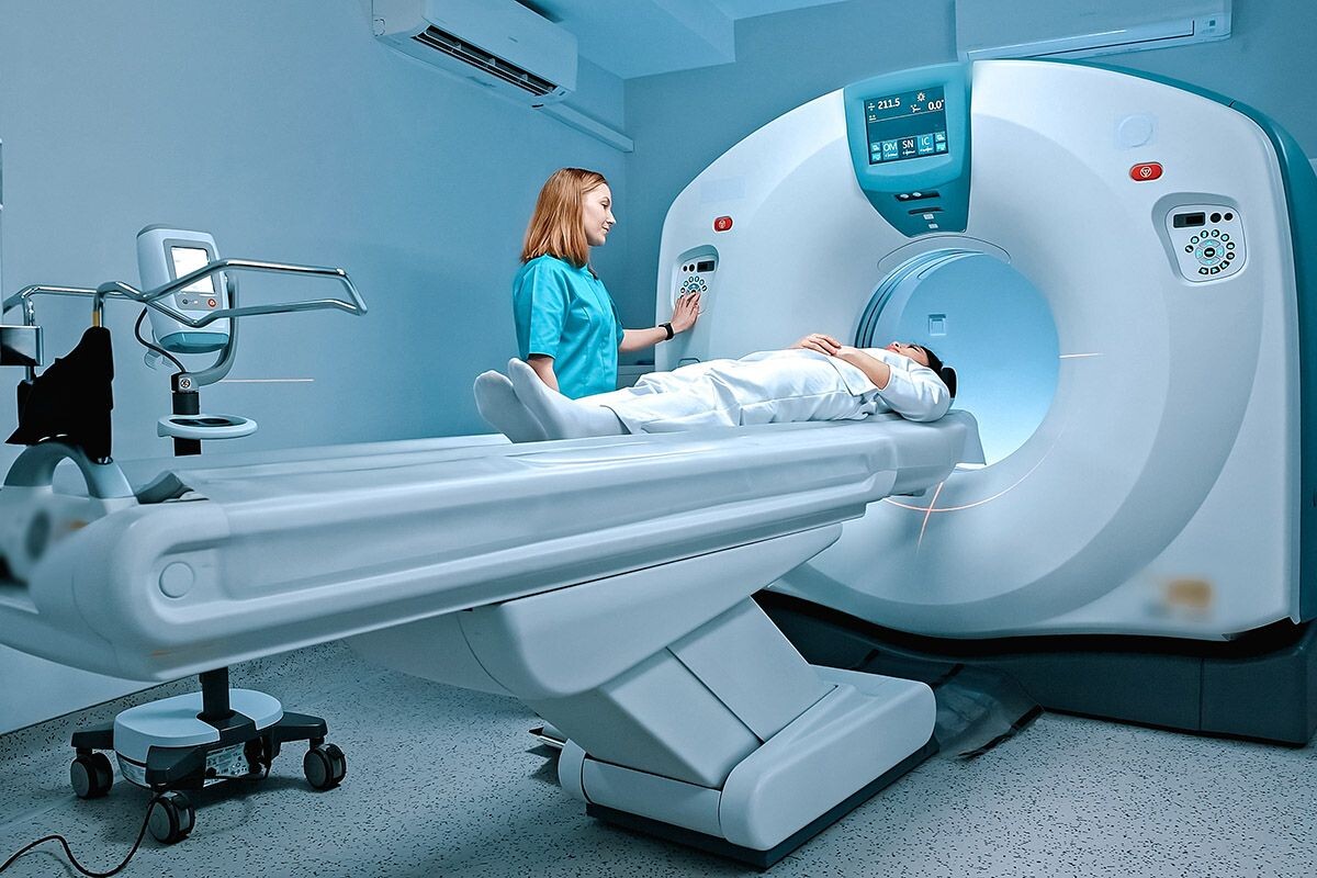 Сегодня открытие Эрстеда используют во многих устройствах, в том числе в аппаратах МРТ. Источник: Shutterstock📷
