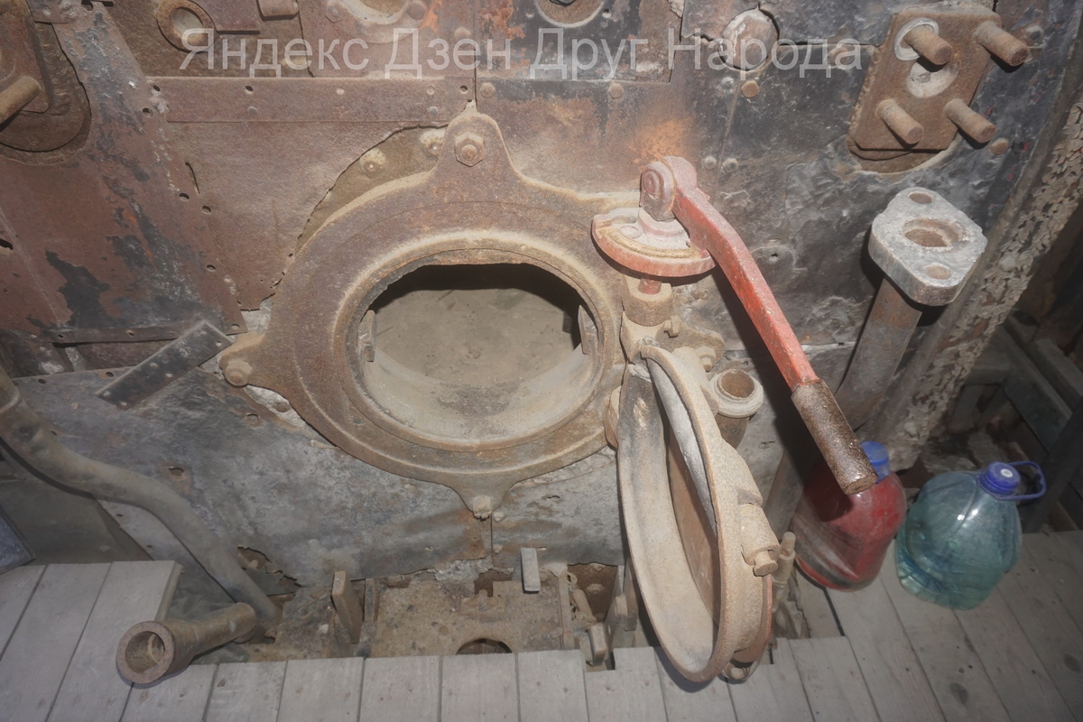 Снегоочиститель "паровой ротор", внутри. Фото автора