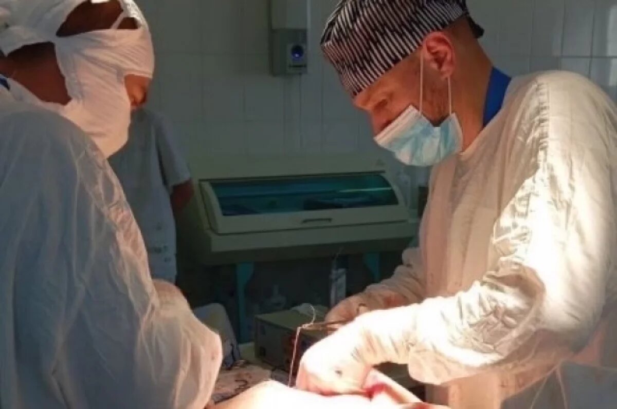    Псковский хирург внедрил новые методы лечения в одной из херсонских больниц