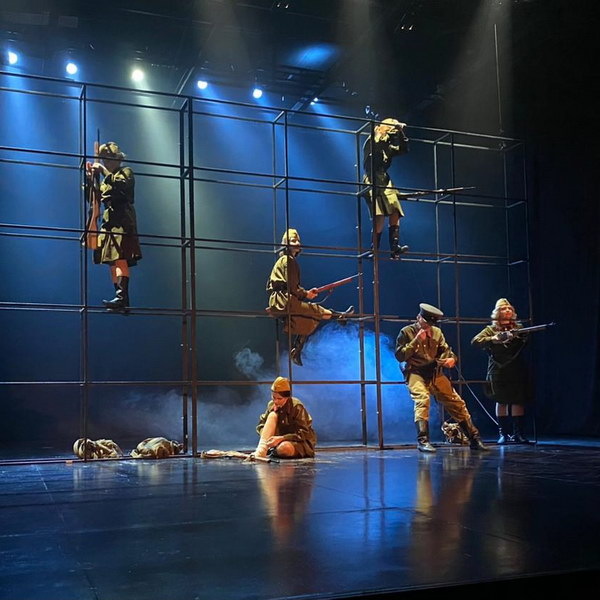     Сергей Маврин написал музыку к спектаклю «А зори здесь тихие»