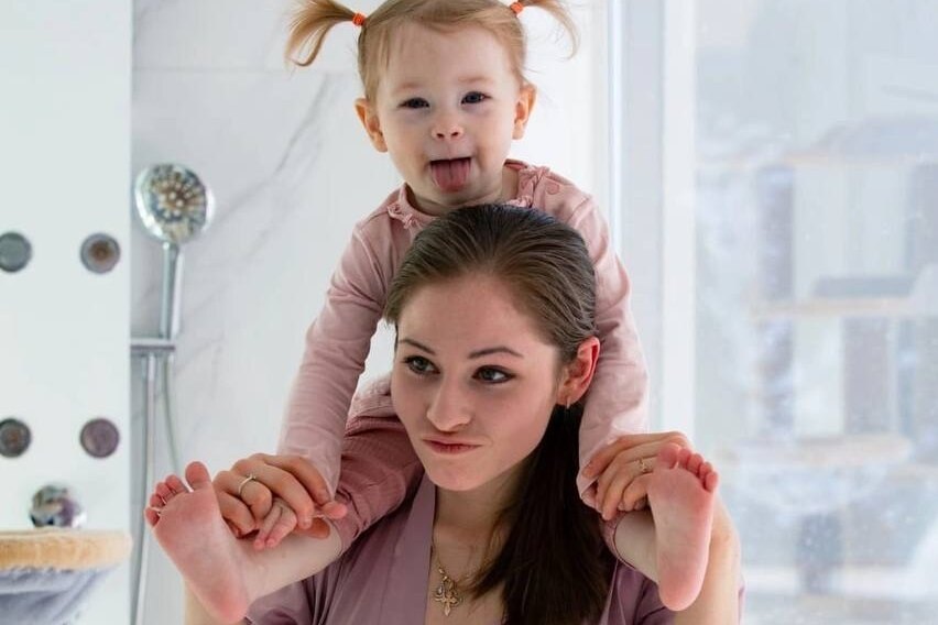     Олимпийская чемпионка Юлия Липницкая родила второго ребенка