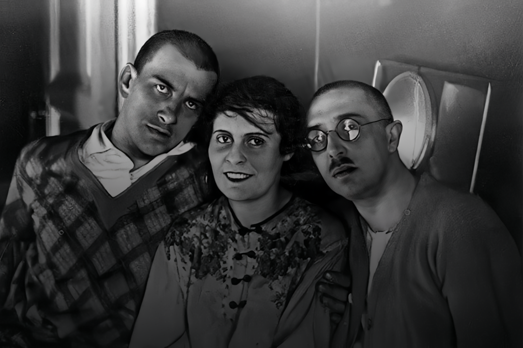 Маяковский и Брики