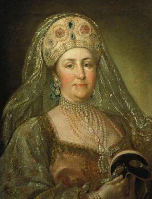Екатерина в русском костюме