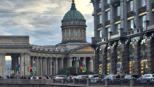 Казанский собор. Дом Зингера. Санкт Петербург