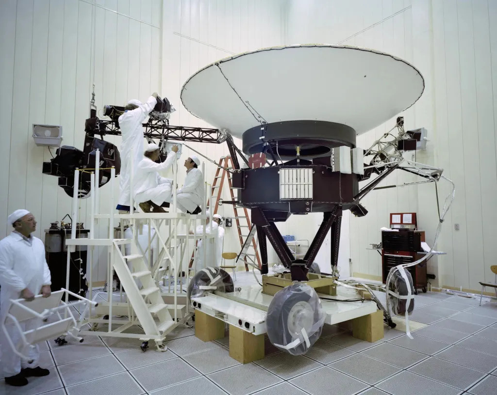 Voyager 2 в Лаборатории реактивного движения (1977 год). NASA.