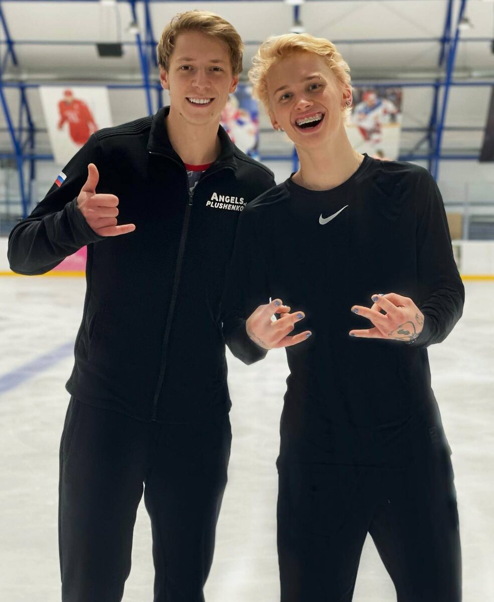    Дмитрий Михайлов и Даня МилохинСоцсети Дмитрия Михайлова