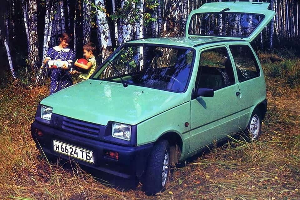     «Ока» против Daihatsu: 1 сходство и 3 отличия советской машины и ее японского прототипа