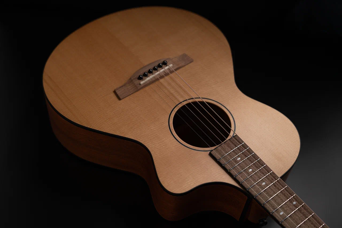 Трансакустическая гитара Covenant 180MTE