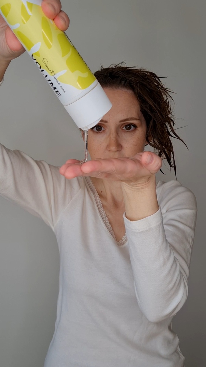 Бессульфатный шампунь для объёма Brazilika.