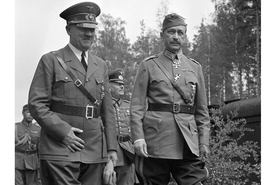 После того, как Маннергейм заключил мир с Советским Союзом, Гитлер посчитал себя преданным