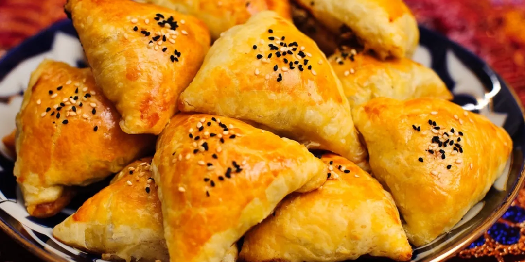 Что такое самса: секреты приготовления легендарного среднеазиатского пирожка
