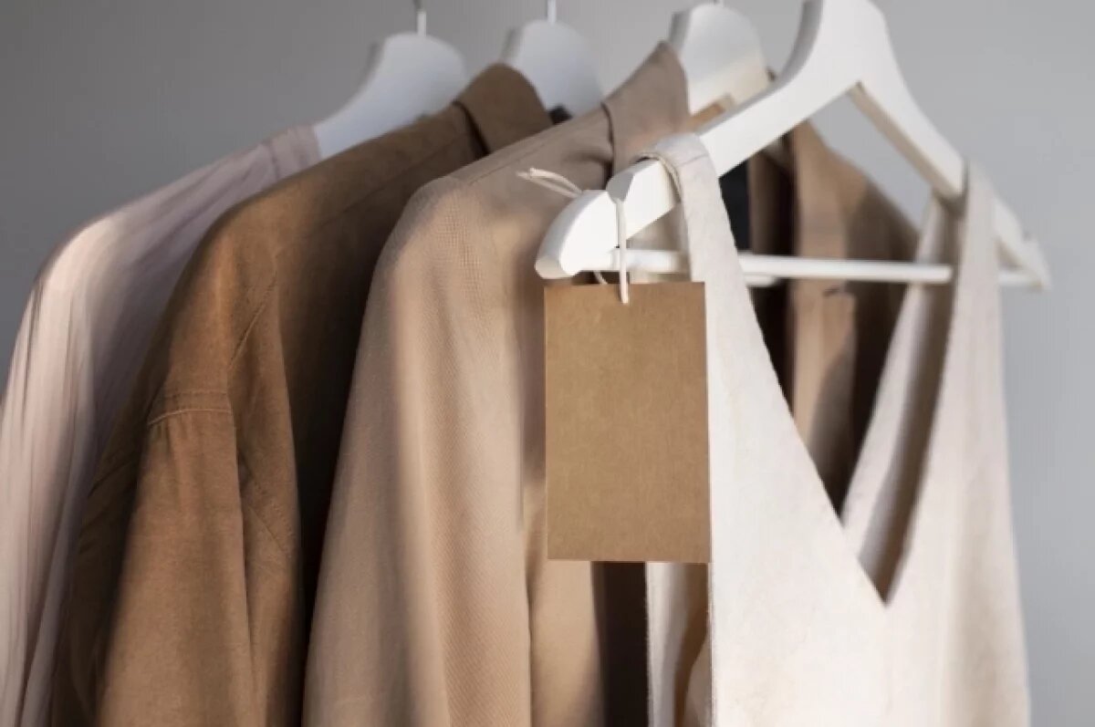    В гардеробе нижегородских политиков Chanel, Hermes и Louis Vuitton