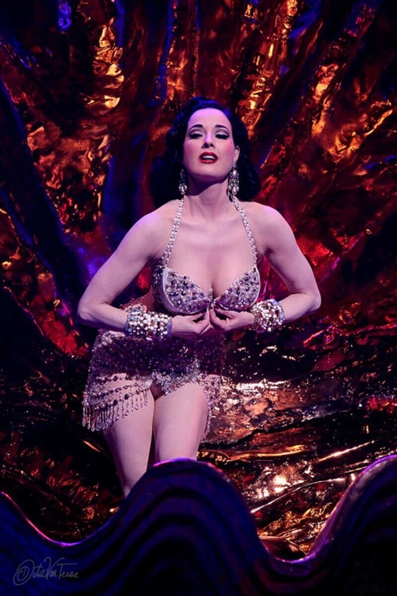 Дита фон Тиз в номере "Ракушка" (источник фотографии: https://dita.net/)