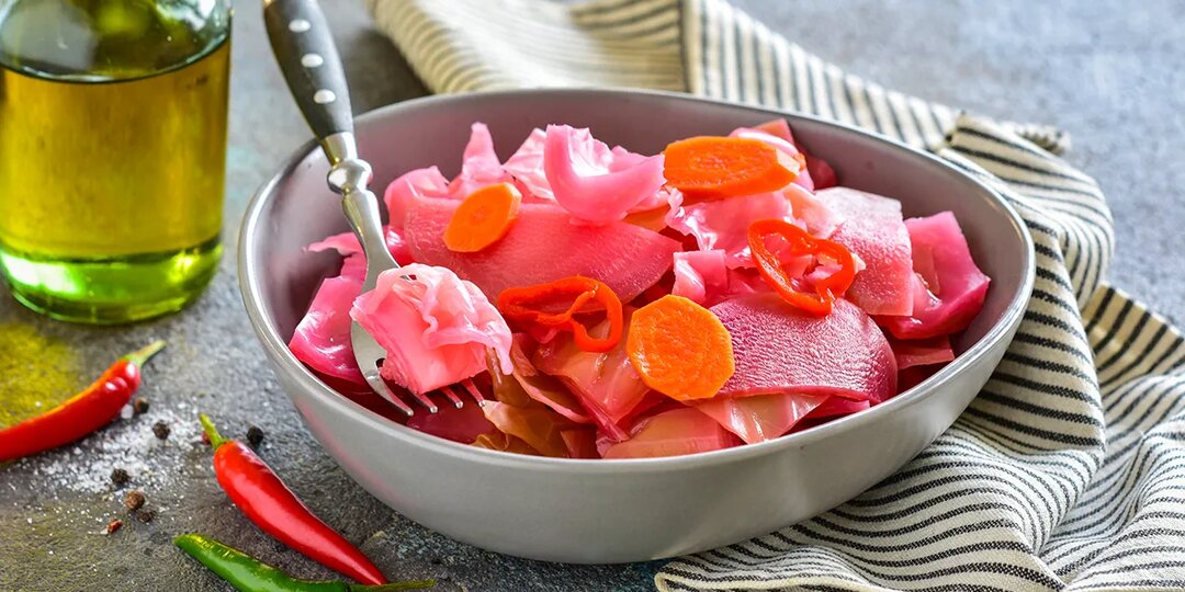 Капуста пилюска со свеклой на зиму, пошаговый рецепт с фото на 984 ккал