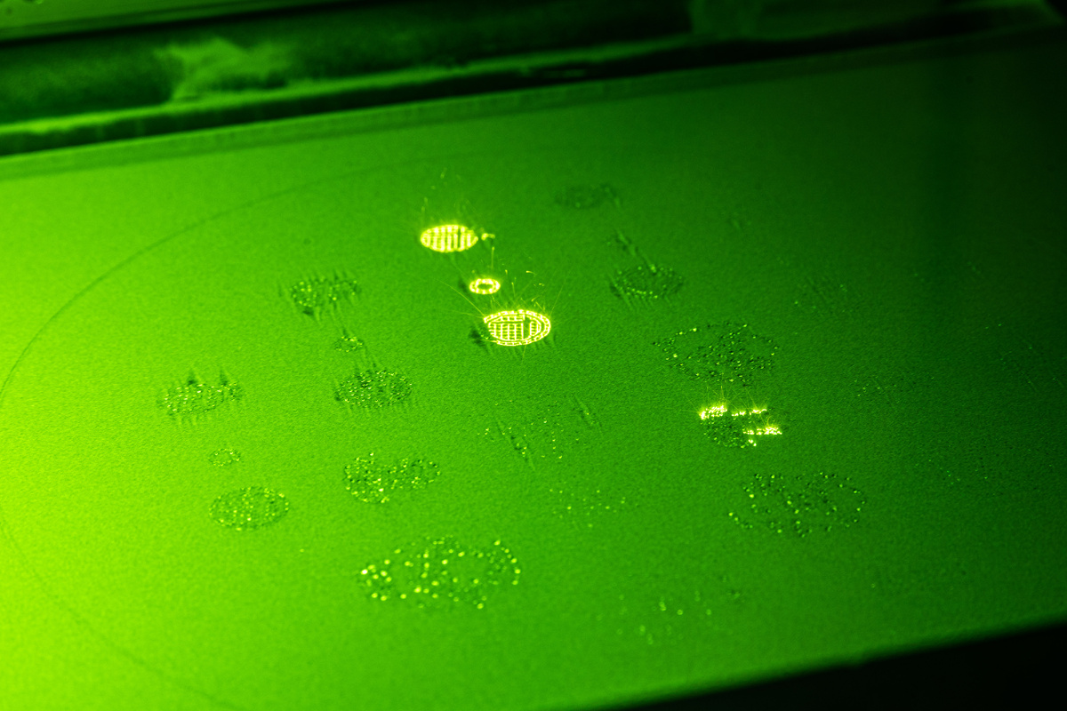 3D-печать позволяет создавать изделия почти любой формы. Фото: пресс-служба УрФУ / Родион Нарудинов. 