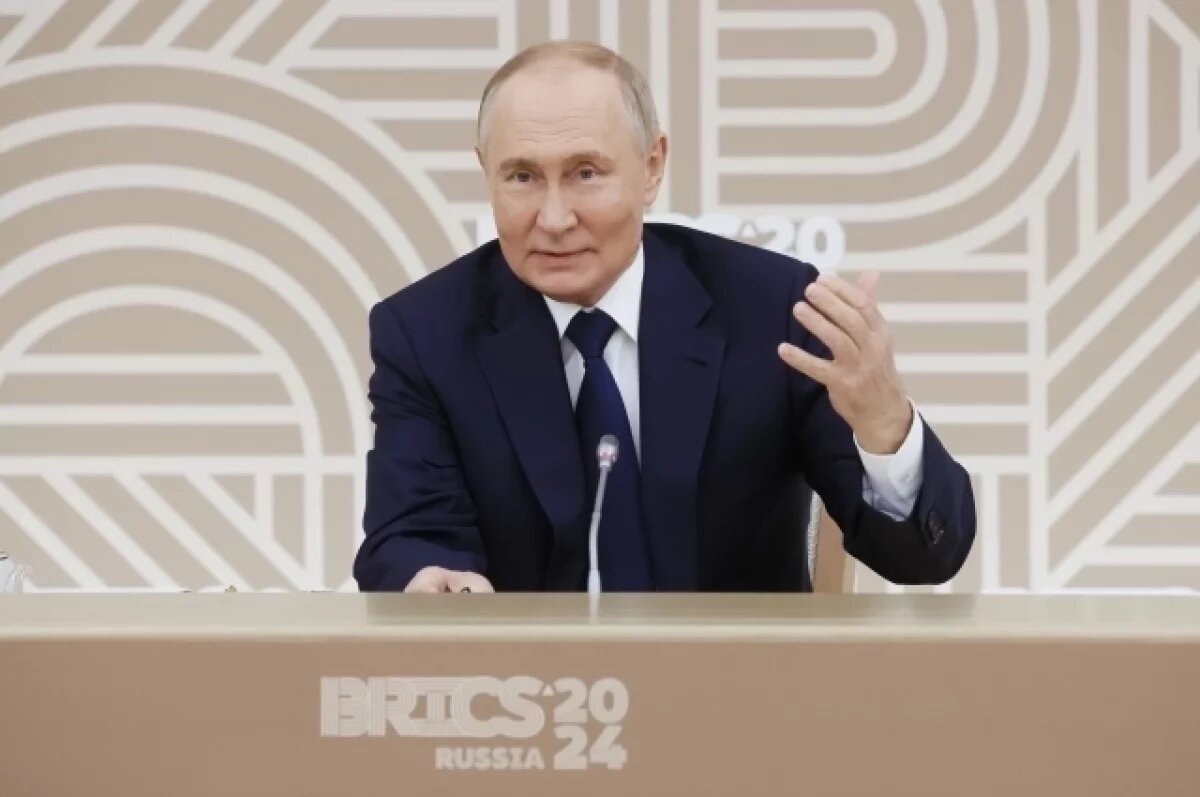    Владимир Путин.