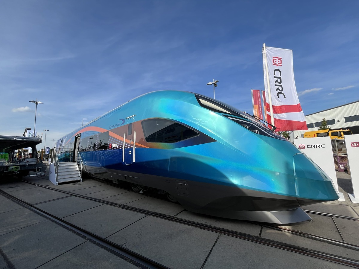 Водородный поезд CRRC СINOVA H2. Истчоник: Andreas Sebayang/X