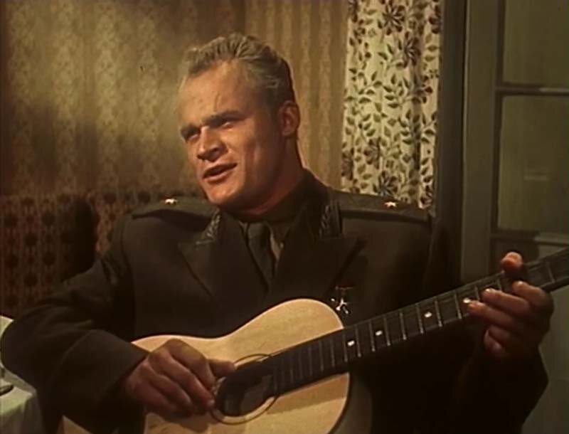 Слава Уфимцев кадр из фильма «Добровольцы»