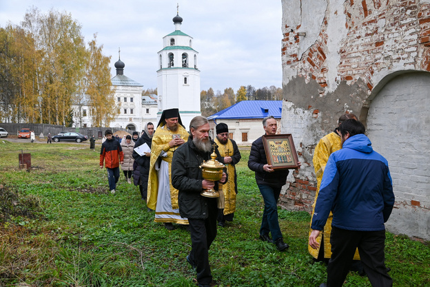    В Трёхсвятительском храме впервые за многие годы совершили молебен. Фото