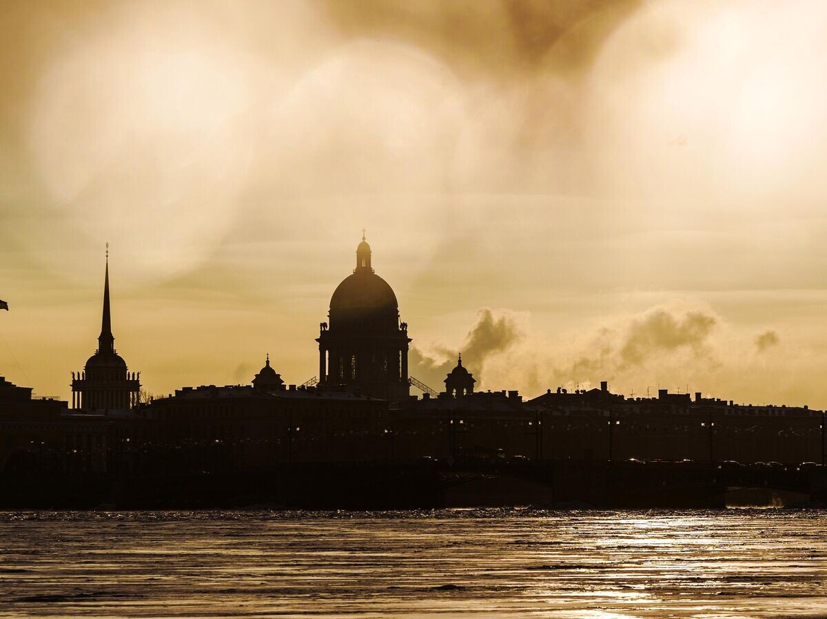    Вид на зимний Санкт-Петербург© РИА Новости / Алексей Даничев
