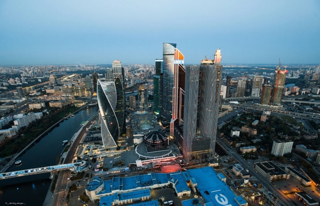 Москва-Сити, фото из интернета.