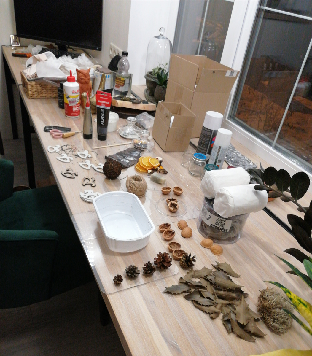 Такие творческие периоды, когда за закрытыми дверями мастерской происходит волшебство, я просто обожаю. 