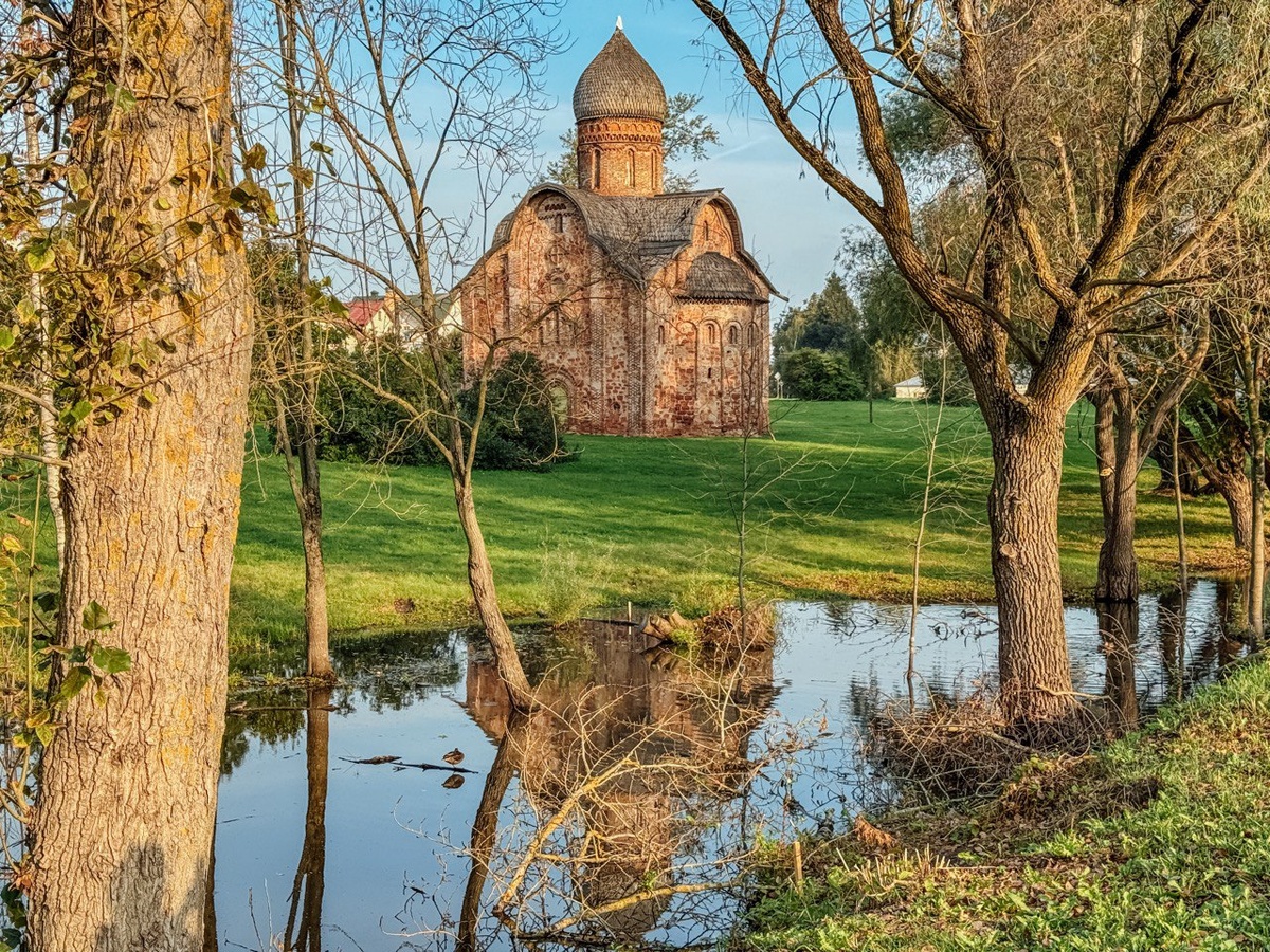 Храм Петра и Павла в Великом Новгороде. Фото автора