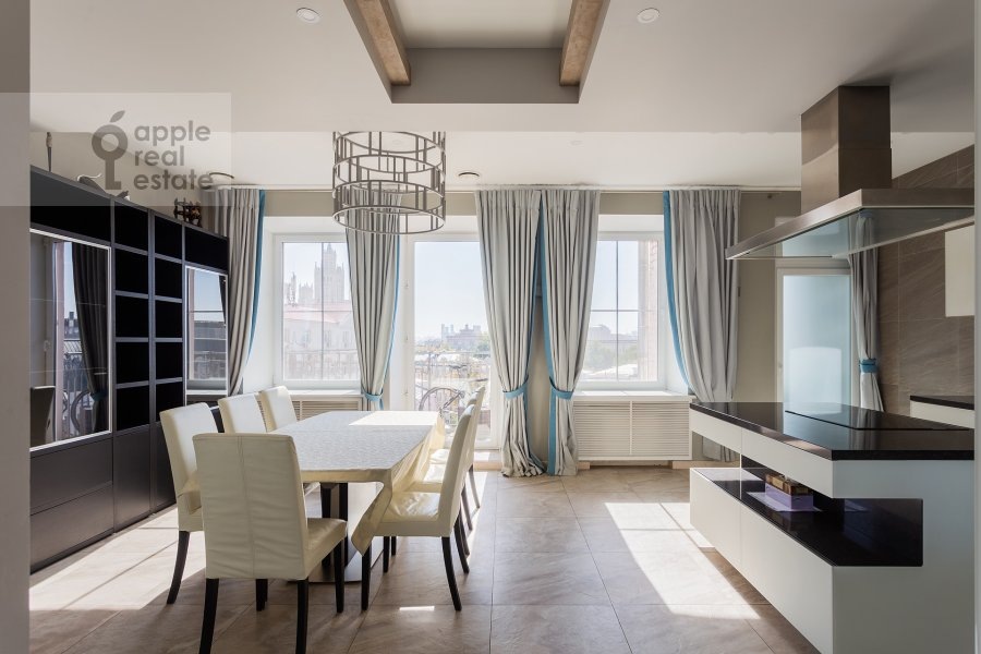 Фото из архива Apple Real Estate