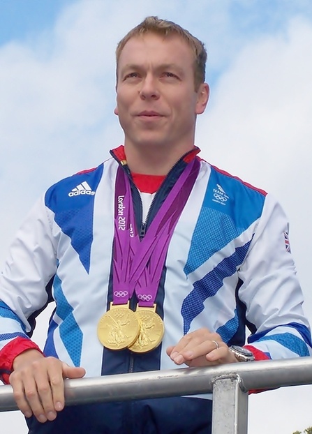 источник https://ru.wikipedia.org/wiki/Хой,_Крис#/media/Файл:Chris_Hoy_at_the_Homecoming_Parade_(cropped).jpg