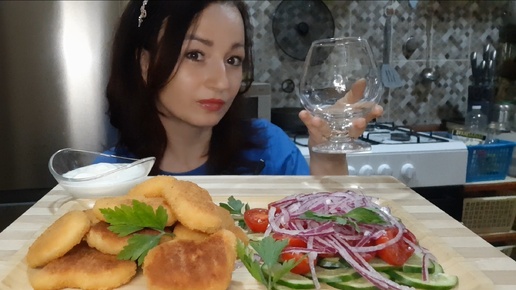 Мукбанг🍗Наггетсы Куриные🥗Салат💦Почему я не работаю⁉️Мое питание🤪#обжор#мукбанг#неасмр#