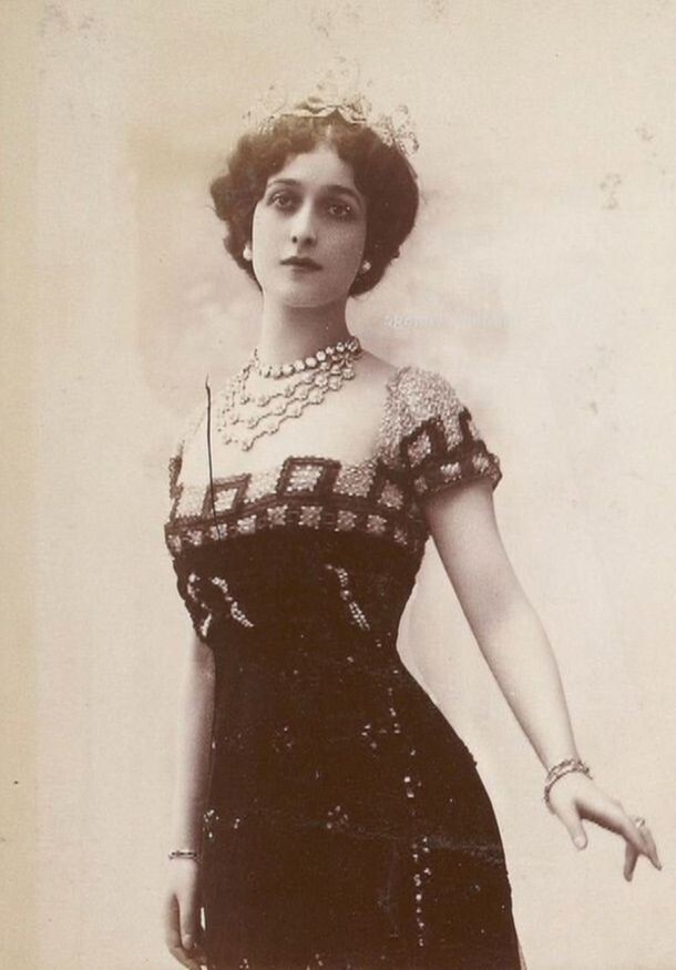 Лина Кавальери