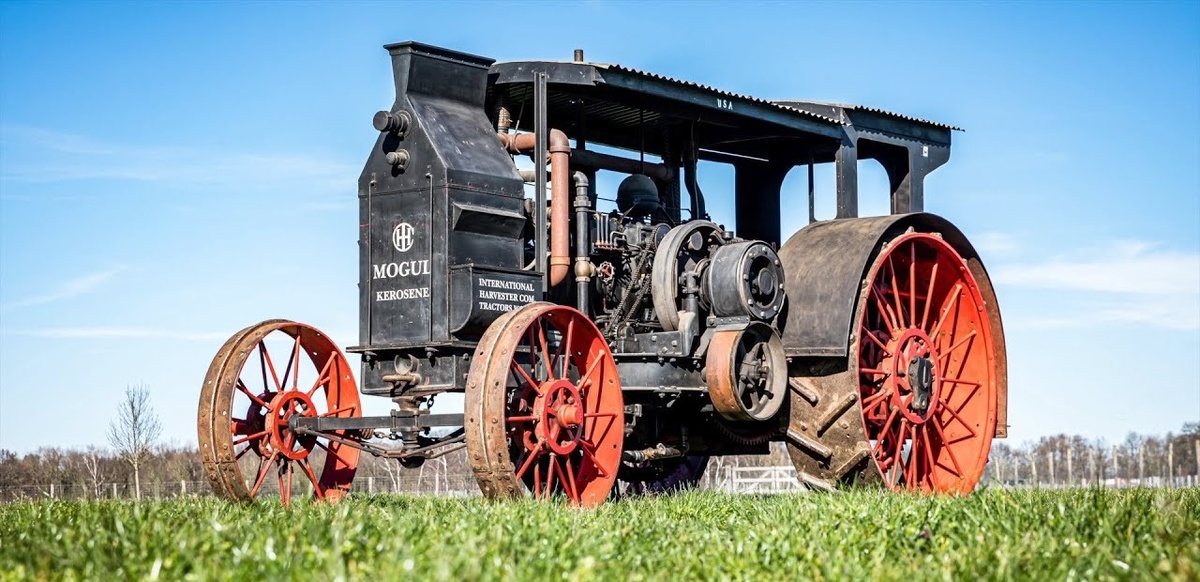 International Harvester славилась своими паровыми тракторами и другой сельскохозяйственной техникой