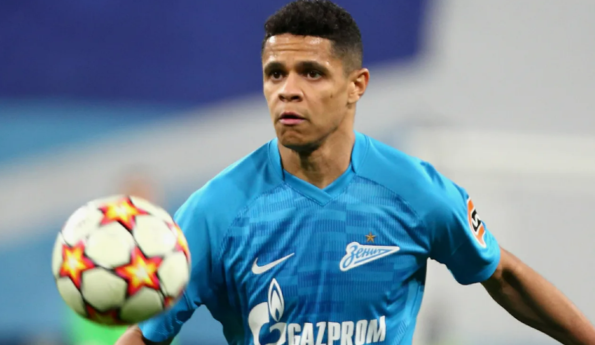 Дуглас Сантос может стать еще одним россиянином в составе "Зенита". Фото: соцсети