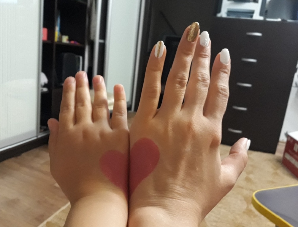 Наши руки. Это было давно.